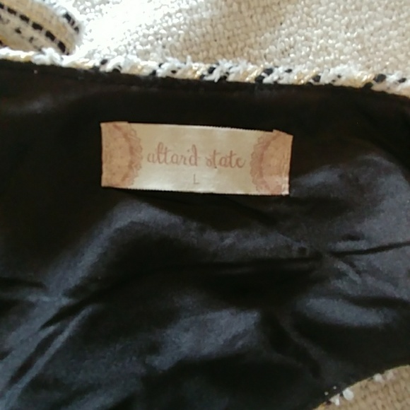 Altar'd state dress - Picture 4 of 4